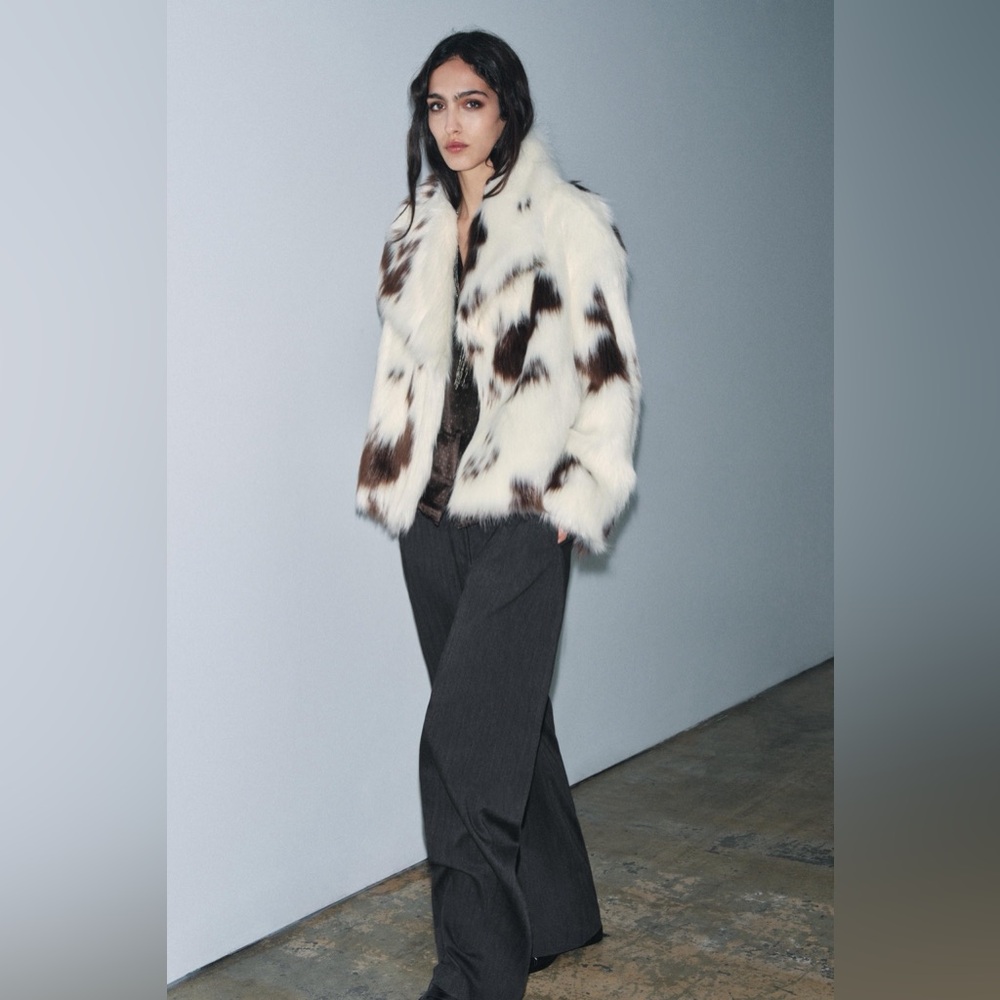 NWT Zara Bloggers Fav Cow Print ZW COLLECTION FAUX FUR JACKET LIMITED EDITION S - Picture 2 of 12